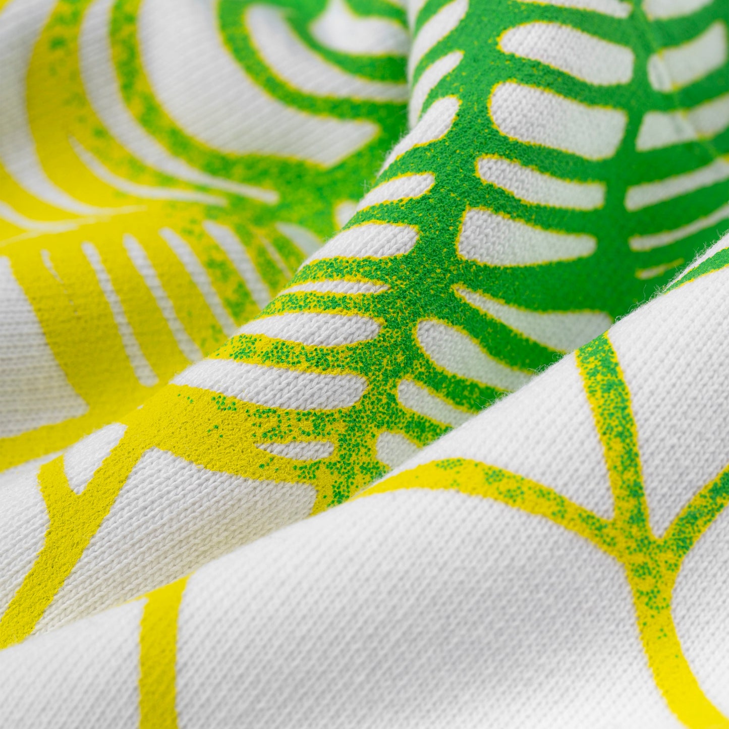 SP5DER OG Web V2 Gradient Hoodie – White - Detail View 4