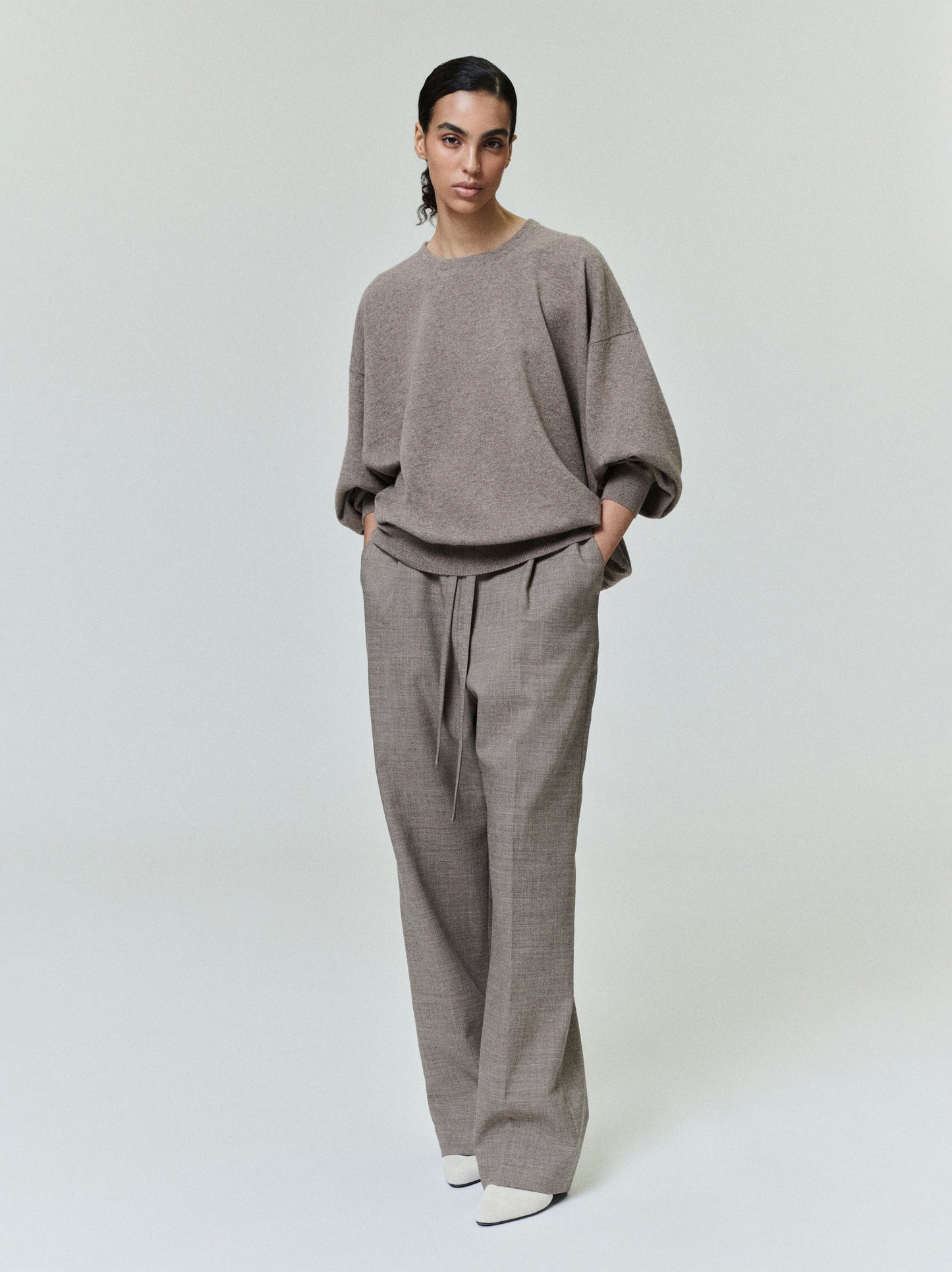 Fear of God 100% Cashmere Crewneck Sweater – Dune Pearl, Men's
