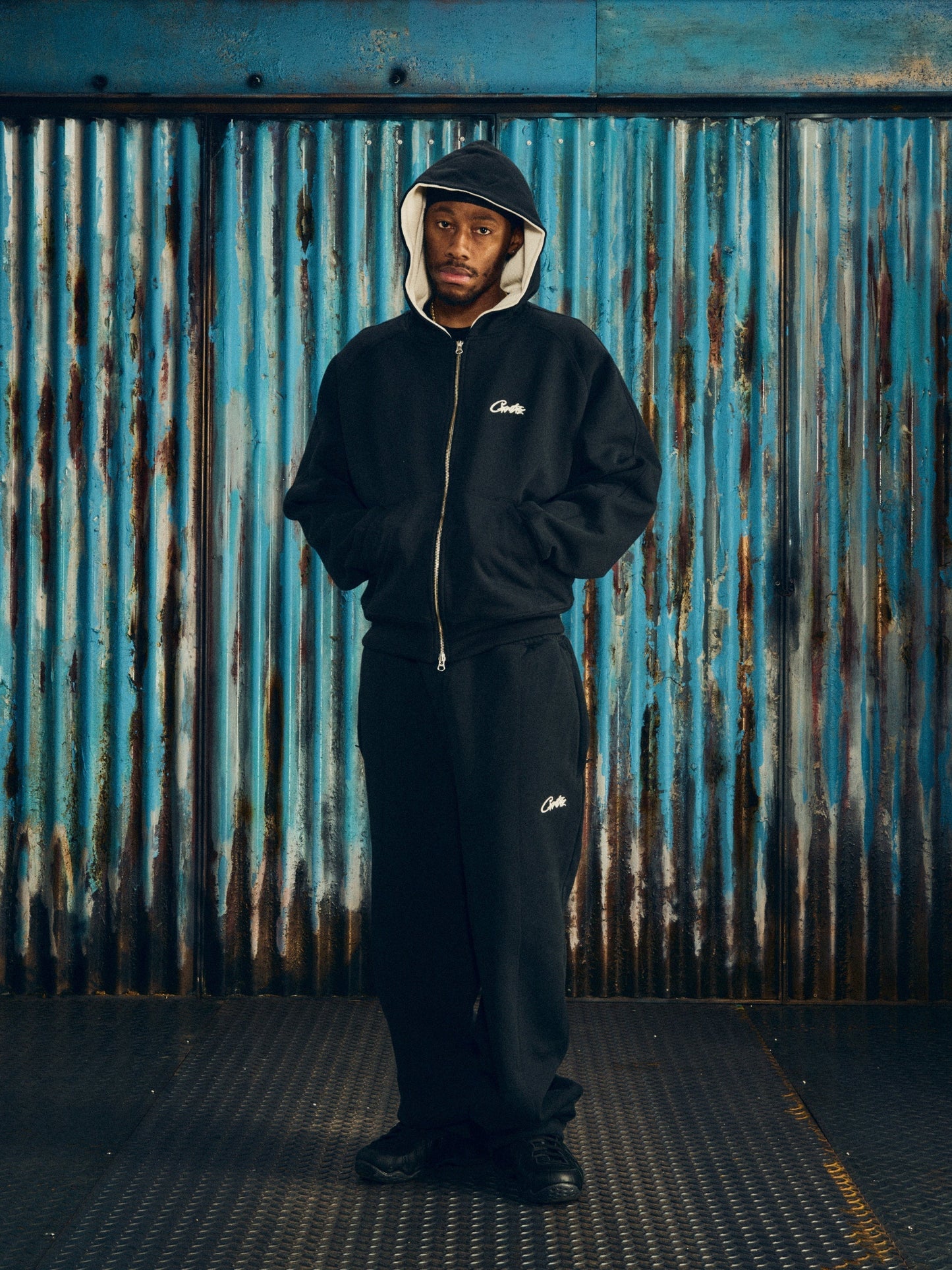 Corteiz HMP Open Hem Sweatpants – Black