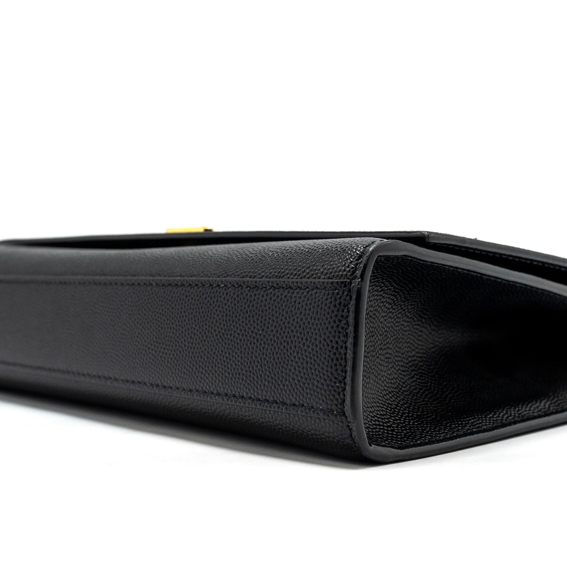 Saint Laurent Kate Medium bag in Black - detail view of tassel closure