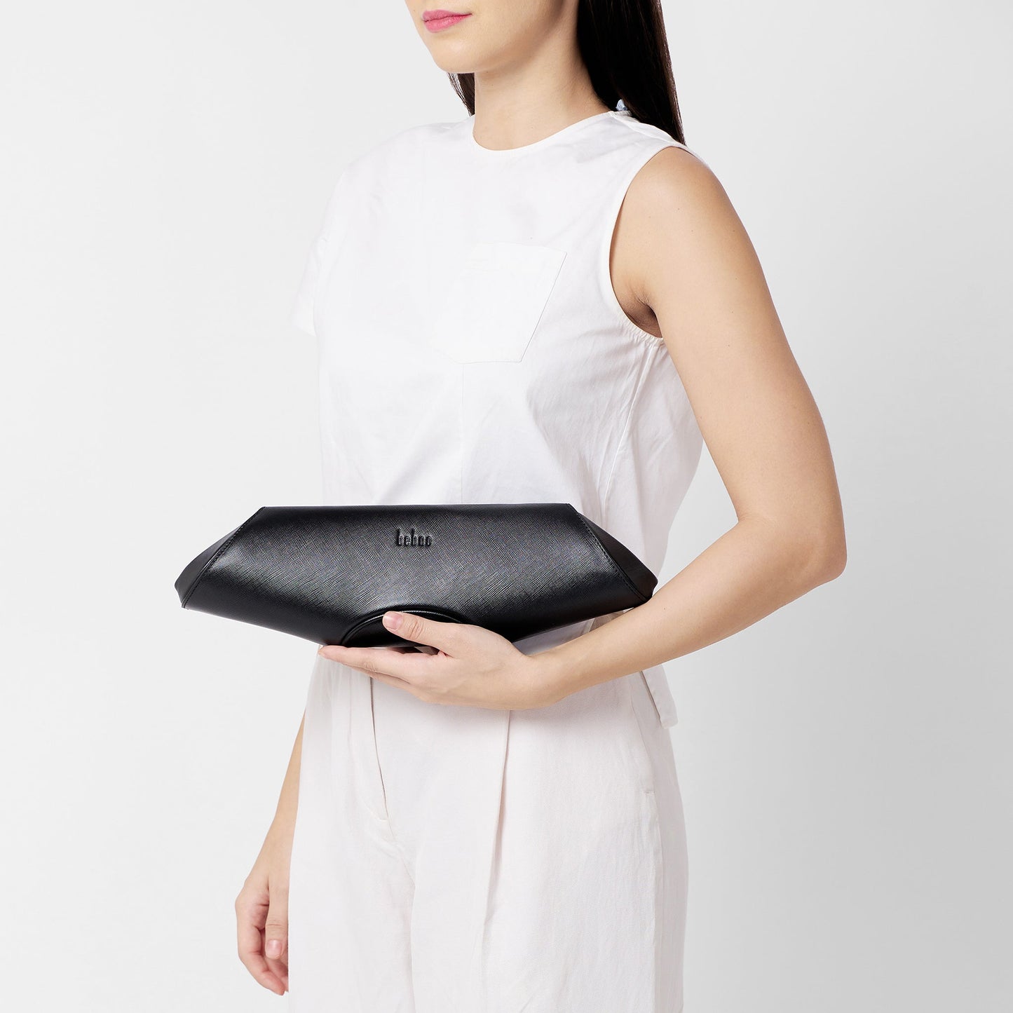 Bag It Elizabeth Saffiano Leather Baguette Clutch – Black