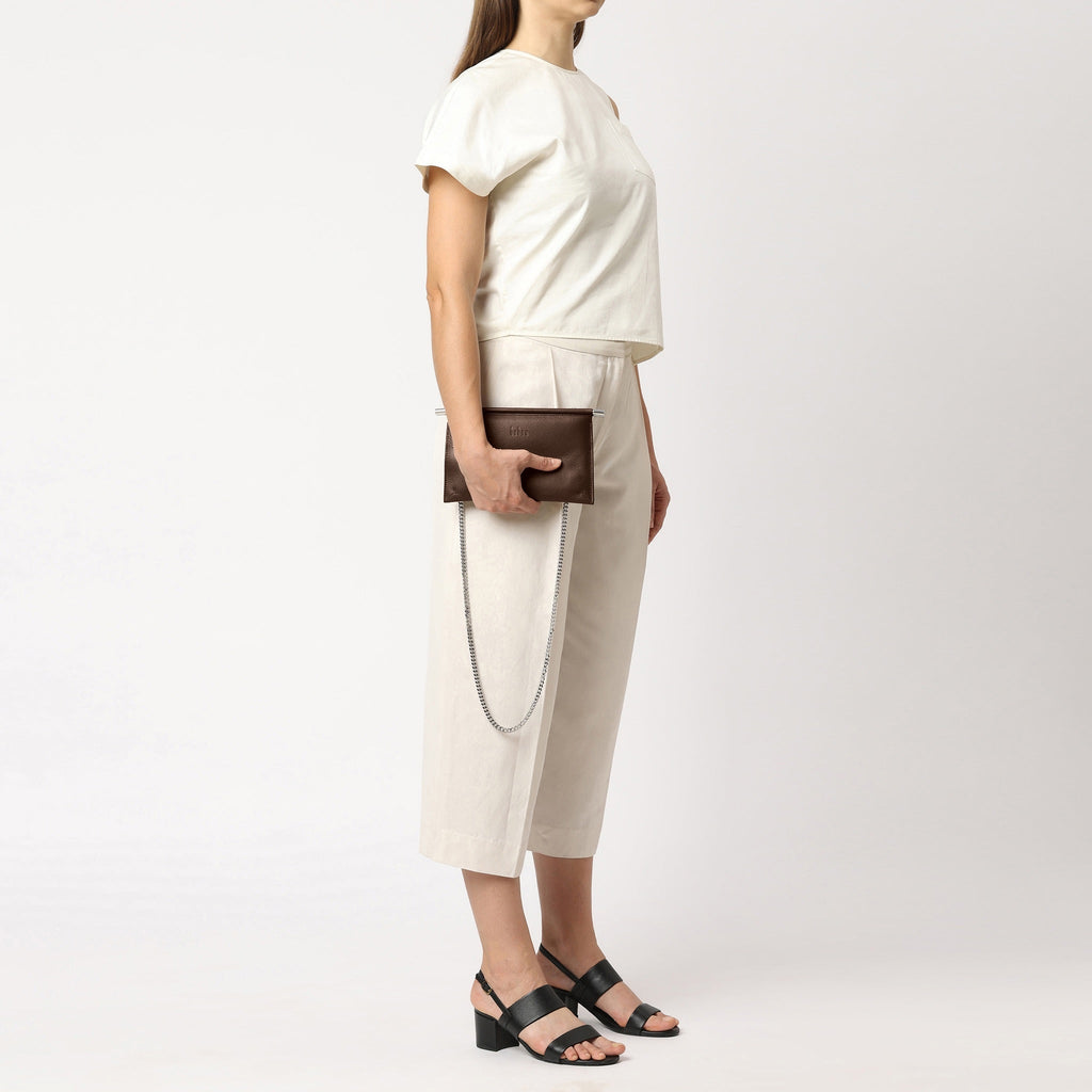 Bag It Frida Mini Pebbled Leather Crossbody Clutch – Cacao