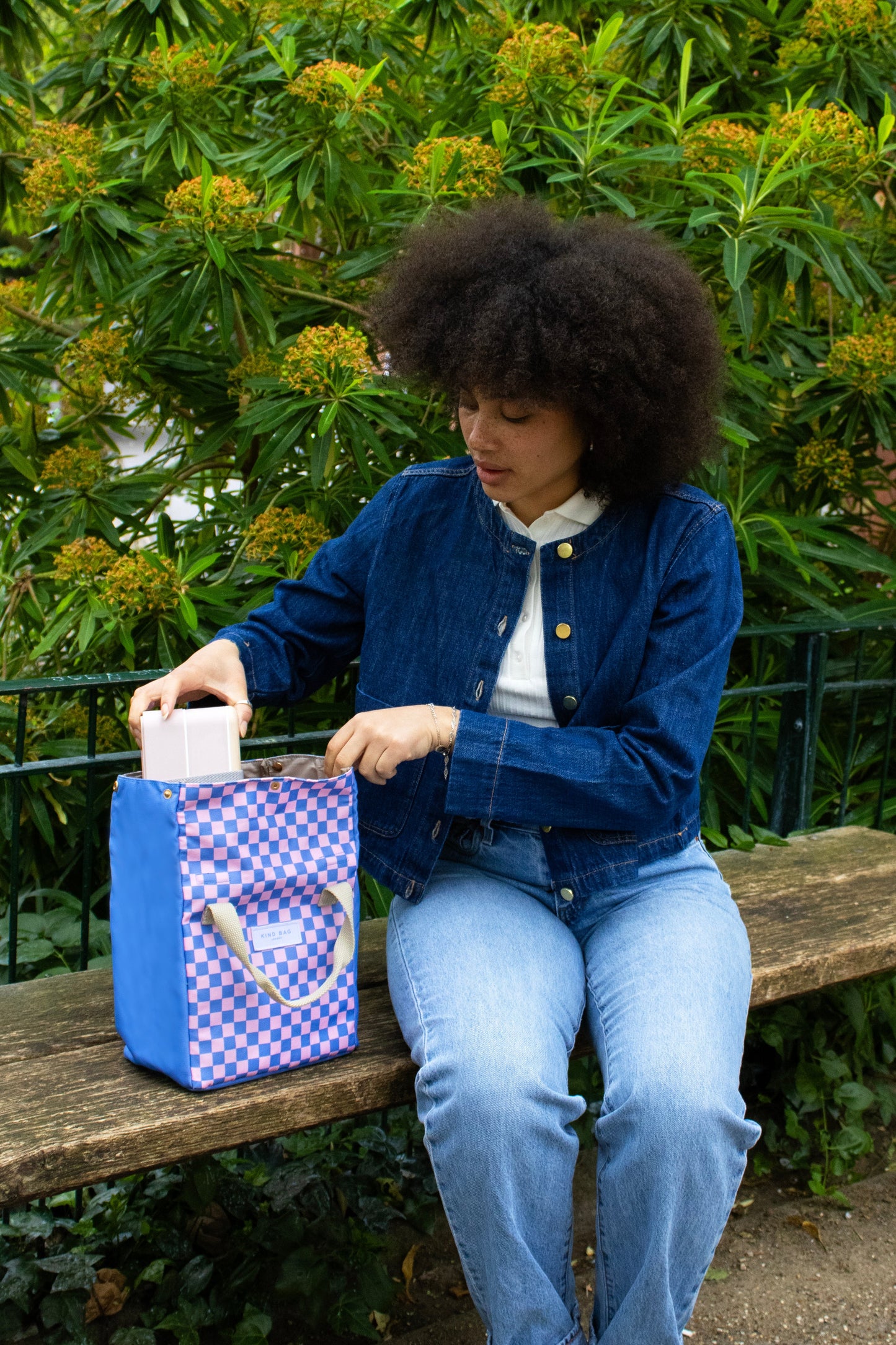 Bag It Checkerboard Blue & Pink Lunch Bag – Insulated Recycled Fabric