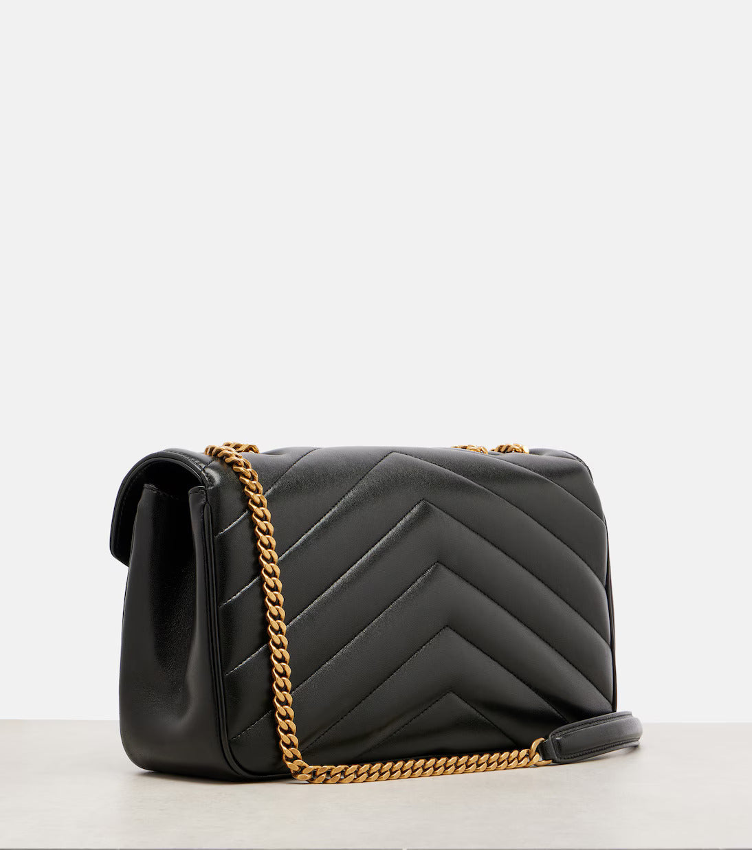 Saint Laurent Loulou Medium bag in Black - detail view of chain strap