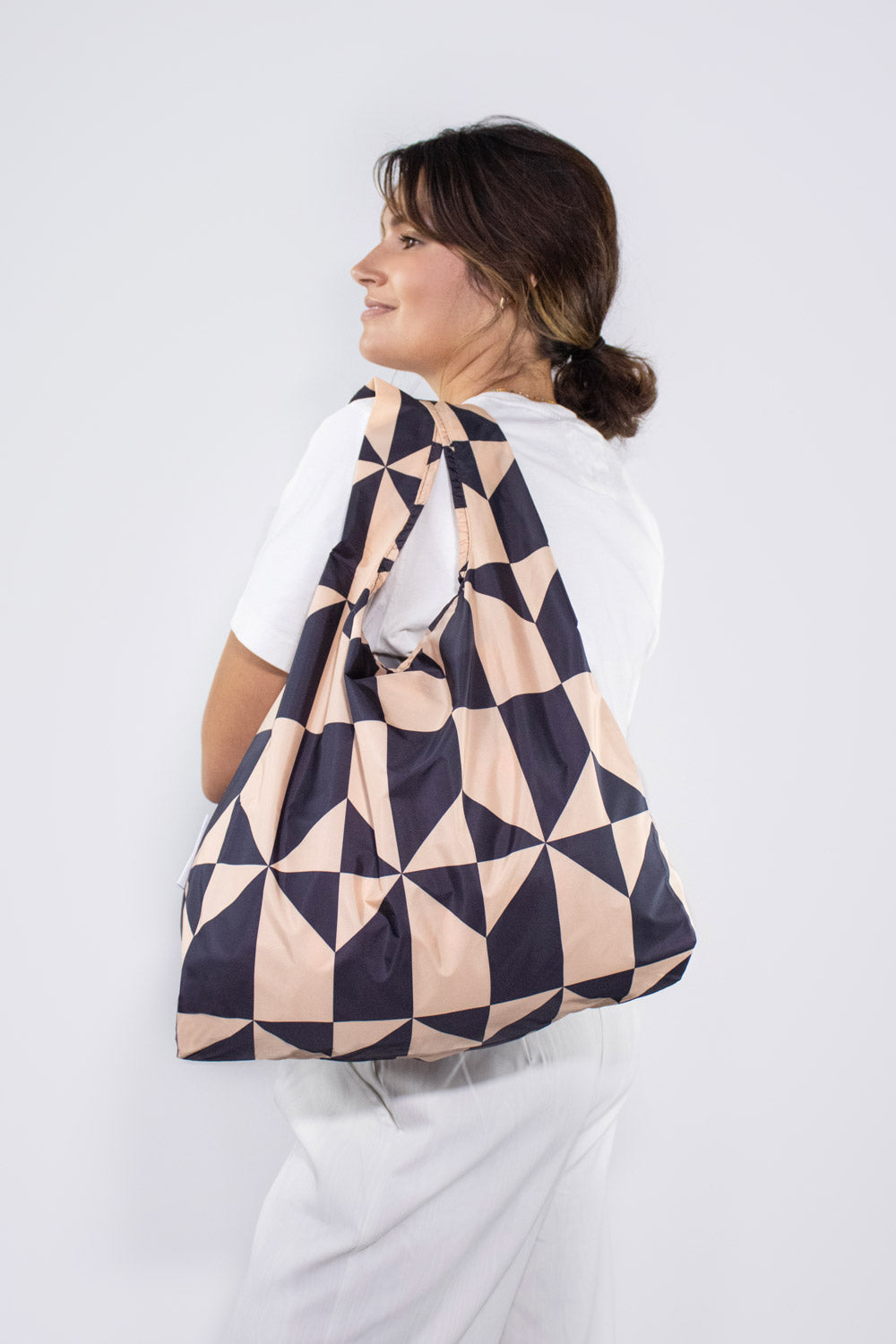 Bag It Coffee Medium Reusable Bag – Recycled Foldable Tote