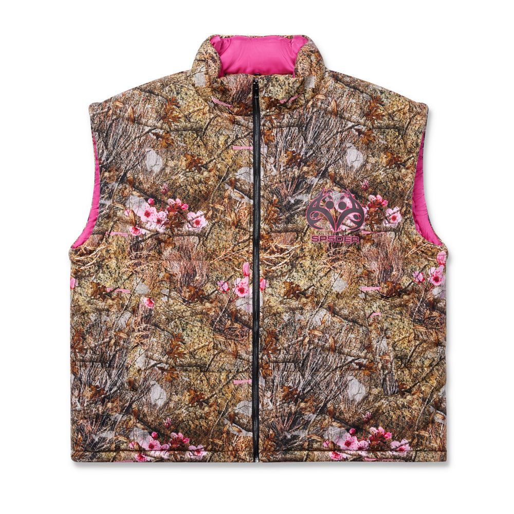 Front view of SP5DER Real Tree Puffer Vest in Green
