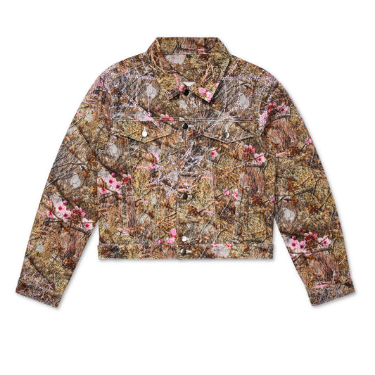 Front view of SP5DER Real Tree Trucker Jacket in Green