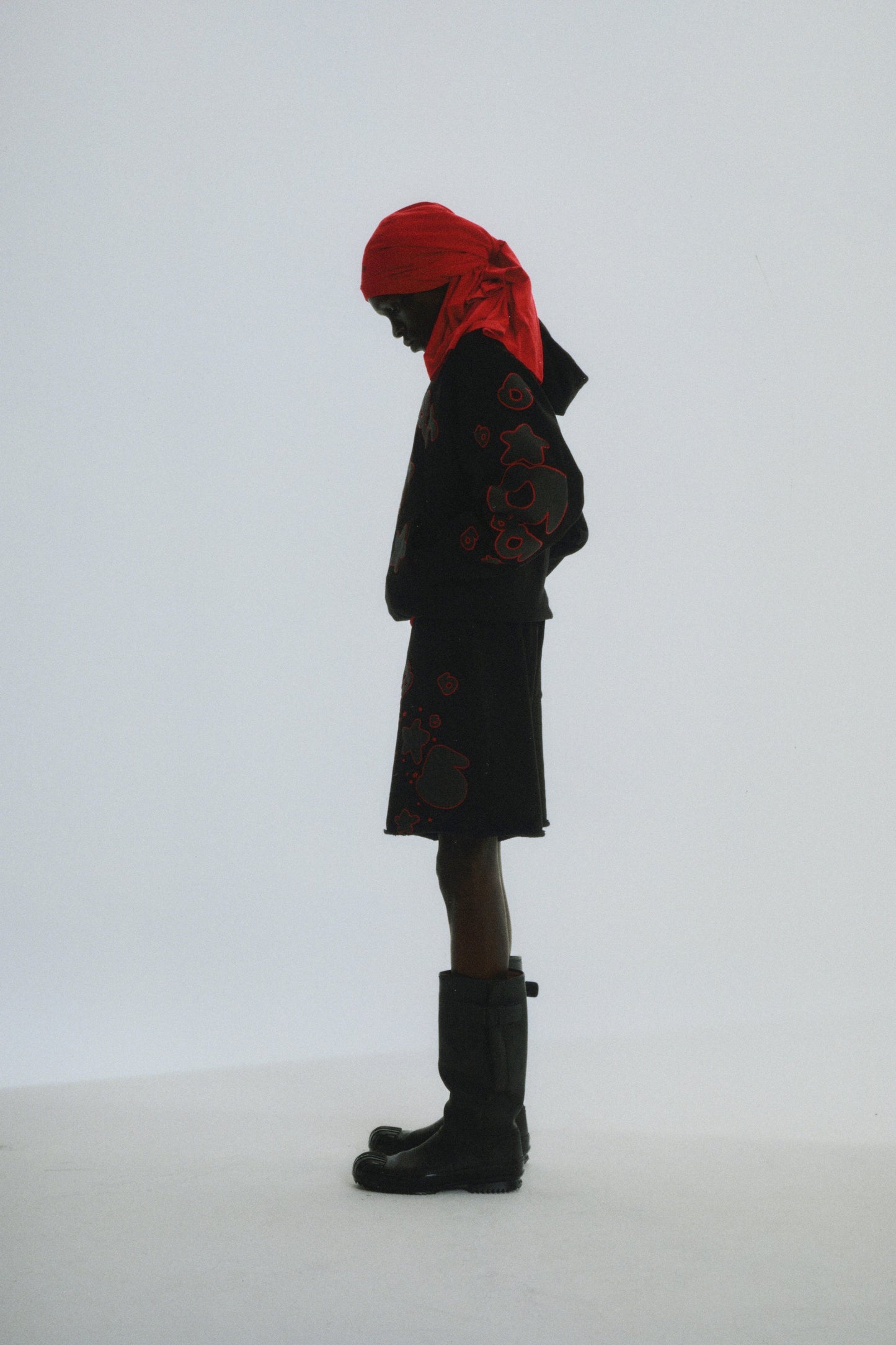 SP5DER Beluga Outline Hoodie – Black - Detail View 11