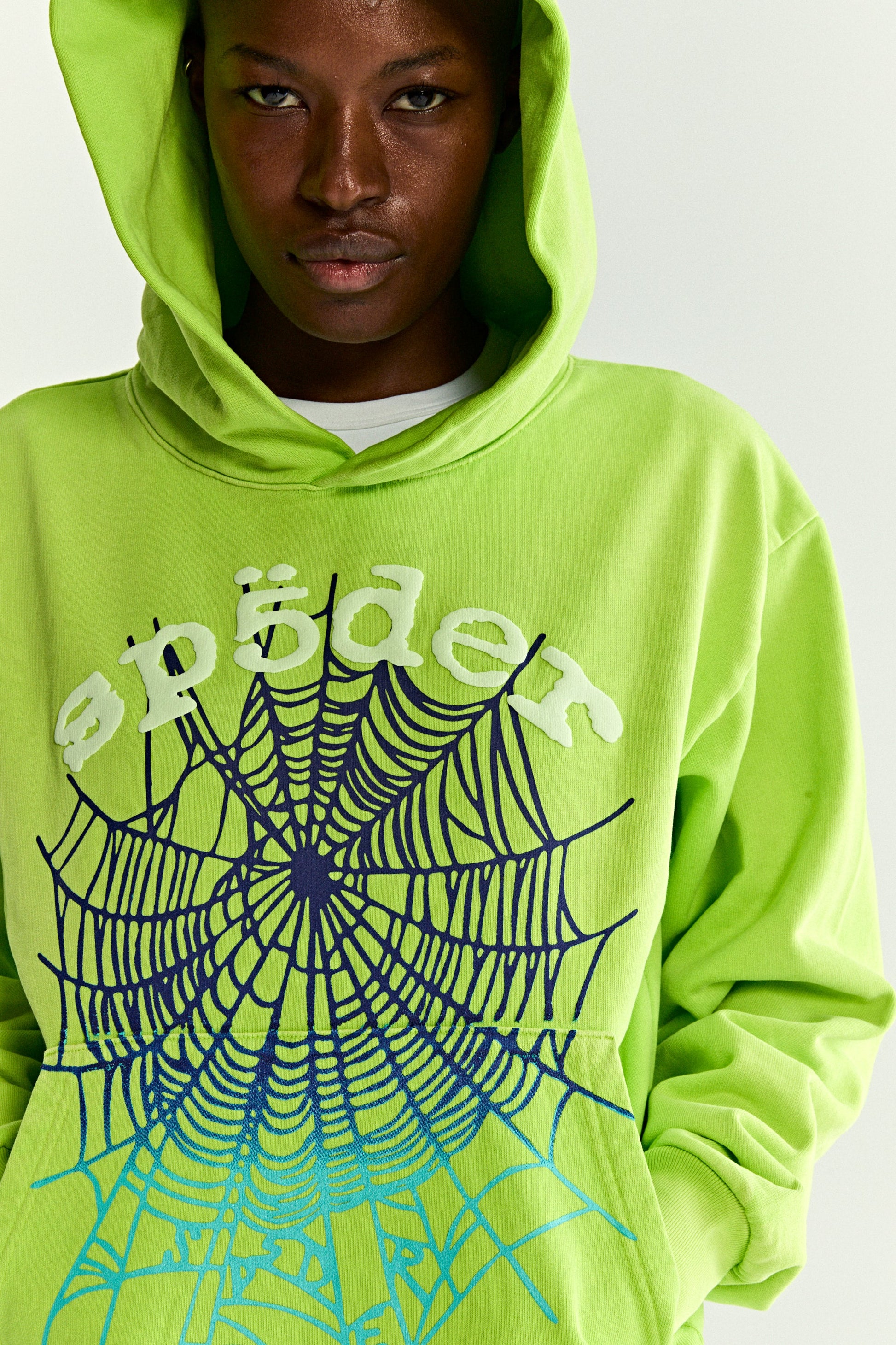 SP5DER OG Web V2 Gradient Hoodie - Acid Green - Detail View 14