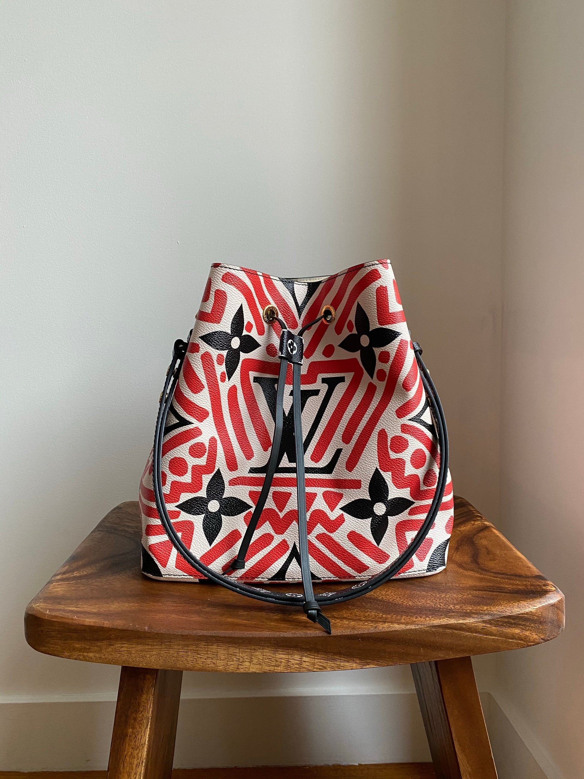 Louis Vuitton LV Crafty NeoNoe MM Monogram Giant Canvas M45362