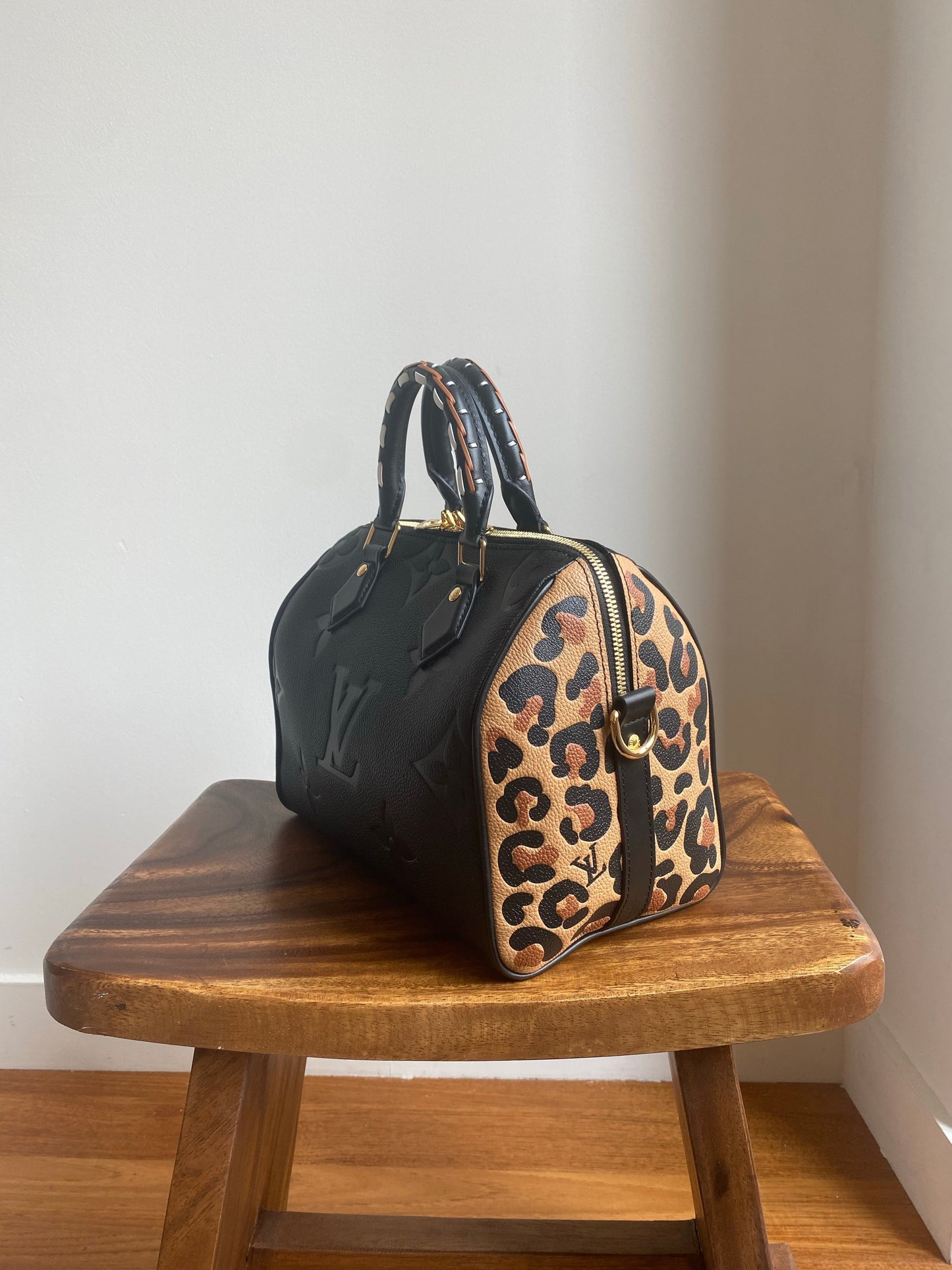 Louis Vuitton Wild At Heart Speedy Bandouliere 25 Black Empreinte Leather M58524