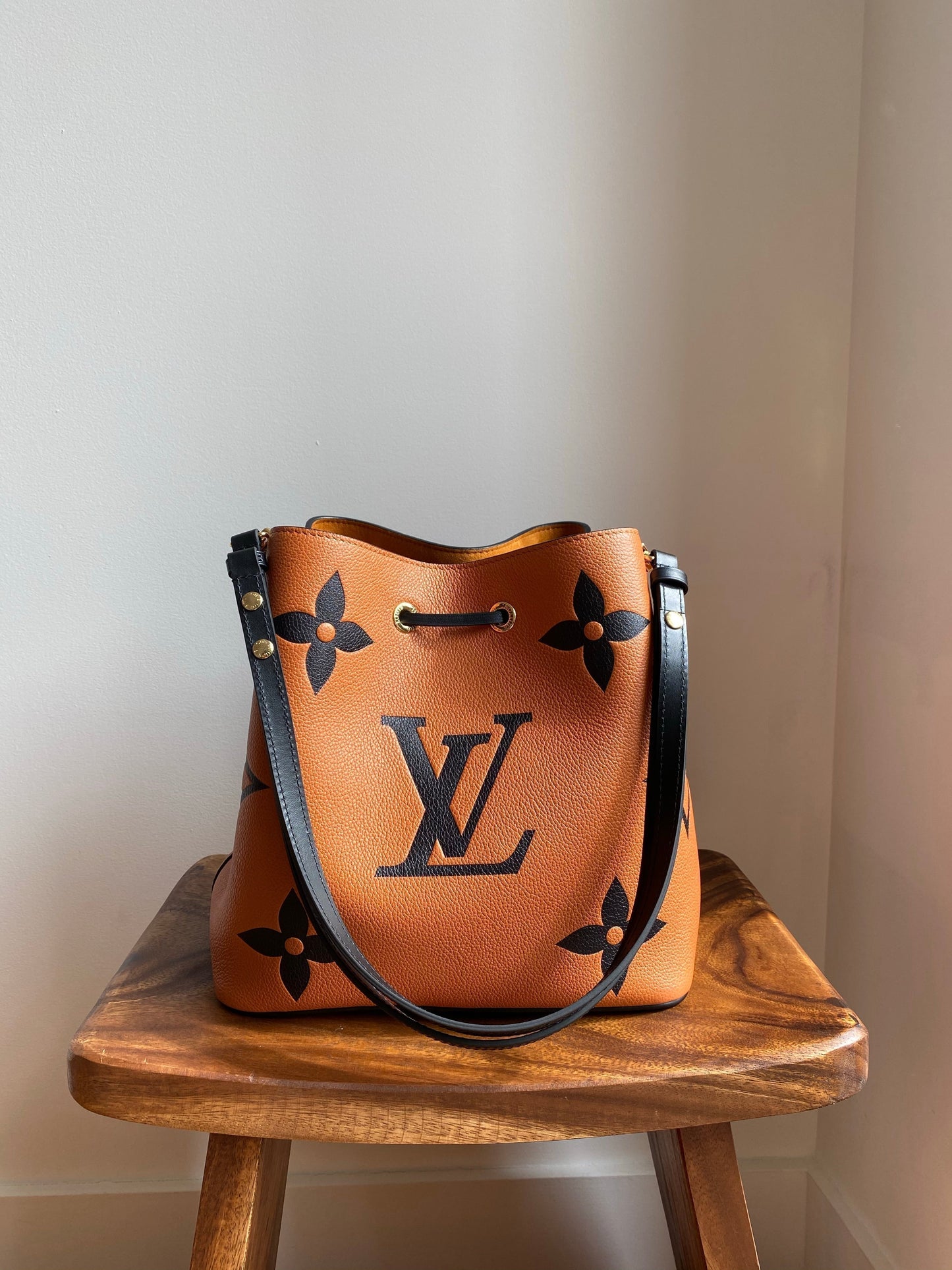 Louis Vuitton LV Crafty NeoNoe MM Caramel Embossed Leather M56888