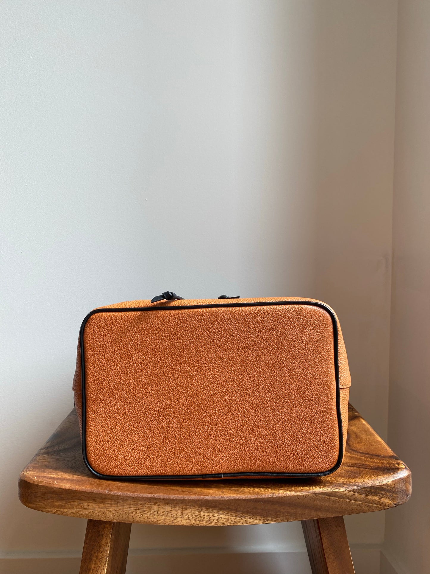 Louis Vuitton LV Crafty NeoNoe MM Caramel Embossed Leather M56888