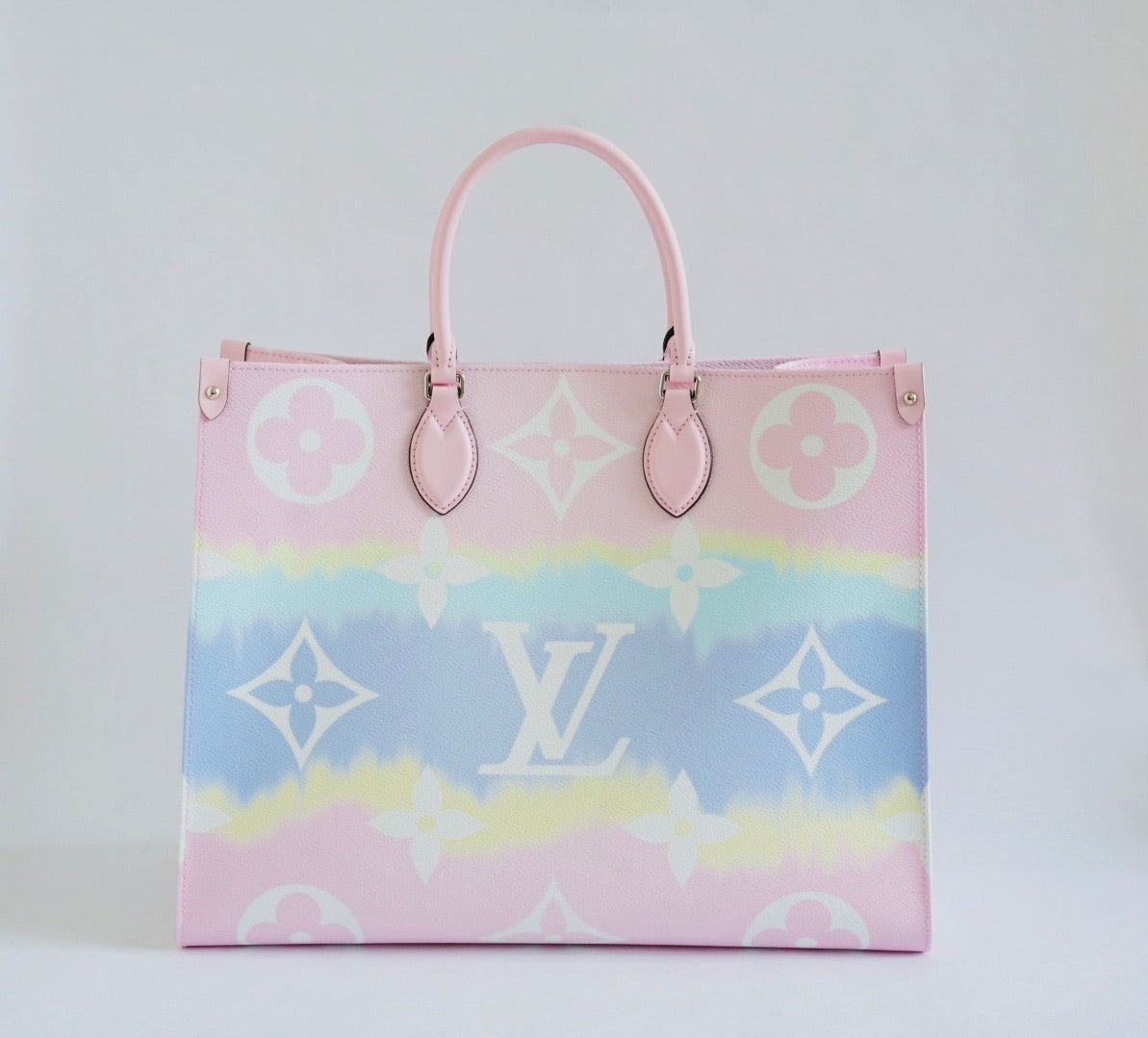Louis Vuitton OnTheGo GM M45119 Canvas Tote Bag