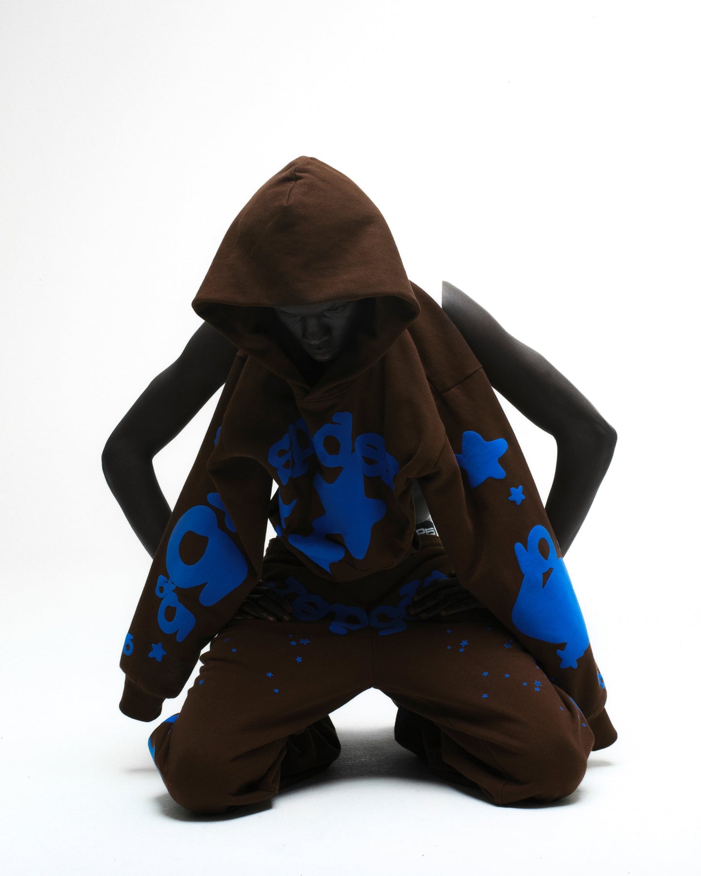 SP5DER Beluga Hoodie – Brown - Detail View 10
