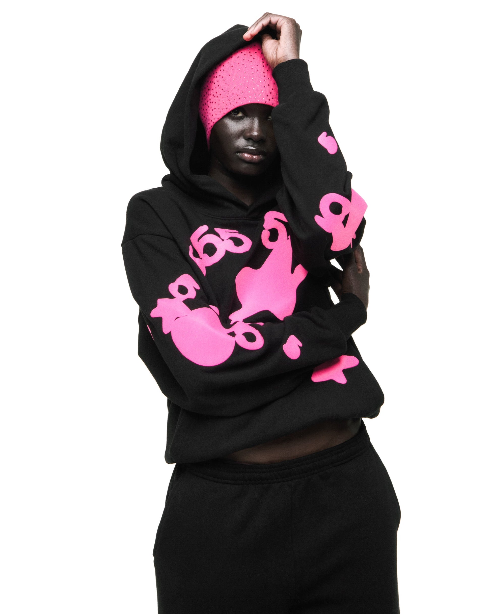SP5DER Beluga Angel Number Hoodie – Black - Detail View 13