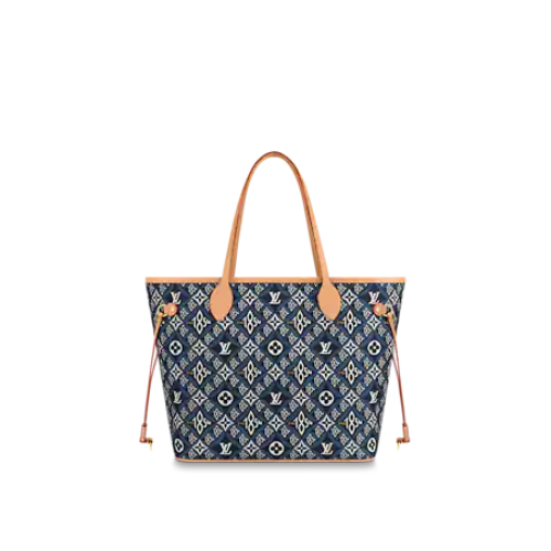 A shot of the bag alongside its included carebook